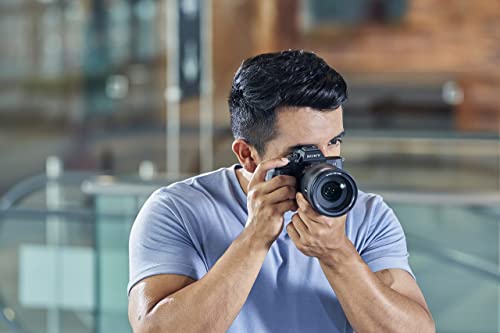 Sony Alpha 7 IV | Full-Frame Mirrorless Camera with Sony 28-70 mm F3.5-5.6 Kit Lens ( 33MP, Real-time autofocus, 10 fps, 4K60p, Vari-angle touch screen, Large capacity Z battery ), Black